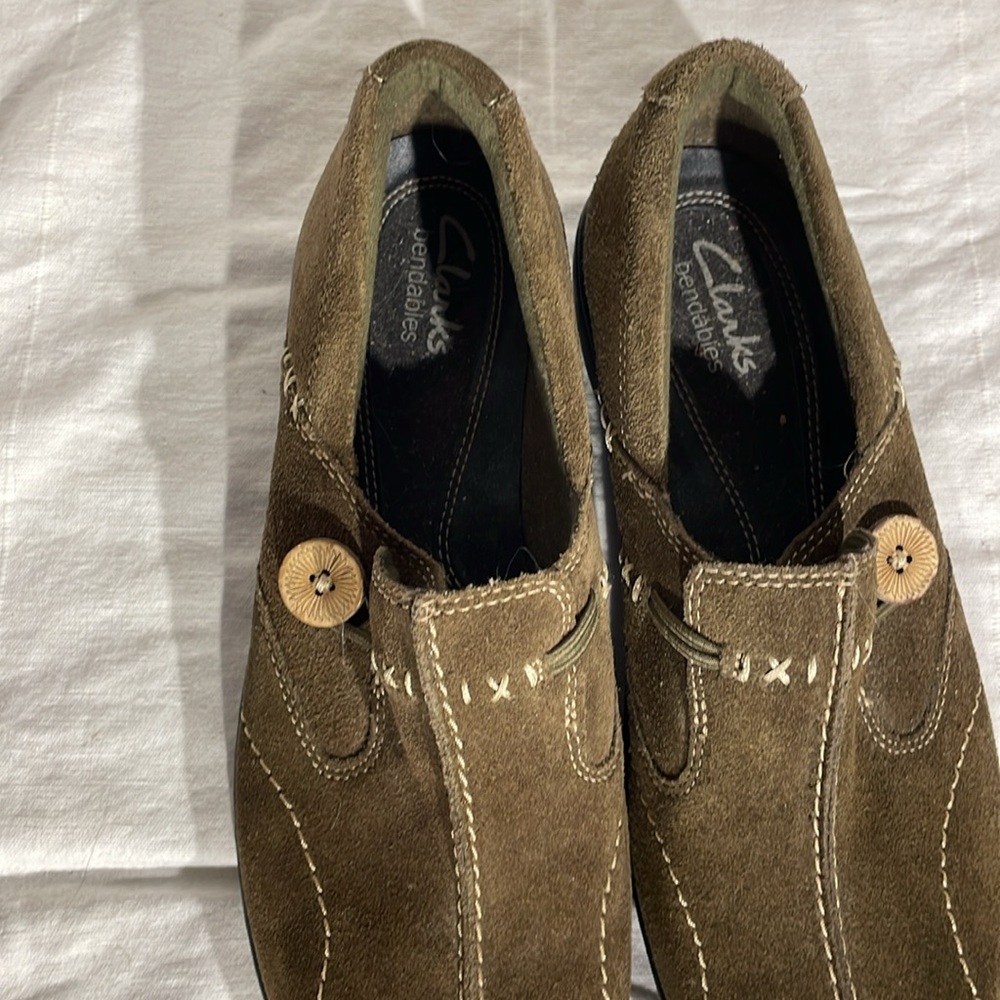 Clarks Bendables Green Leather Slip On Comfort Shoes Flats Size 7.5 M NWOB - Picture 6 of 7